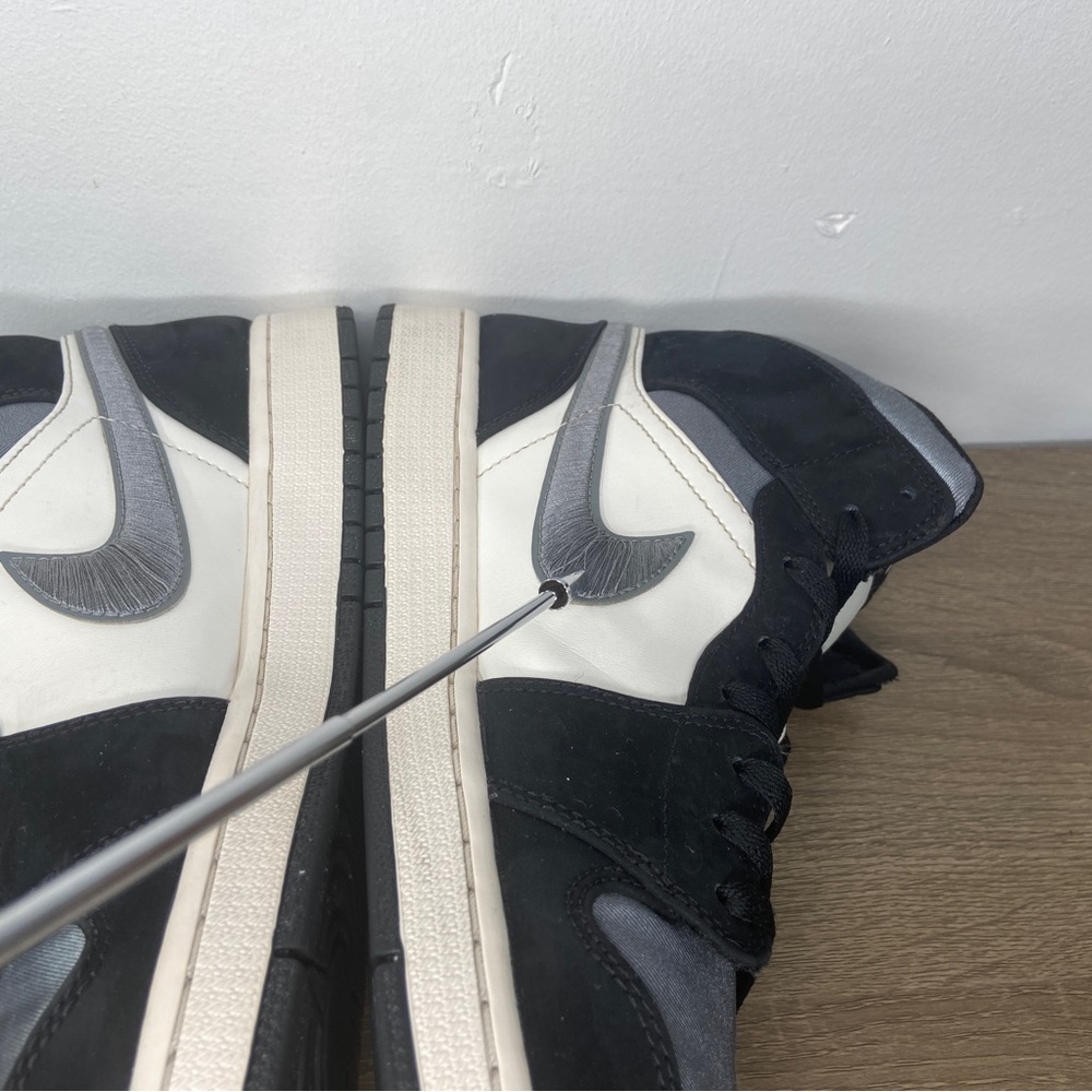Nike Air Jordan 1 Mid Satin Grey Sneakers Mens 14 Black White Shoes 852542-011 - Picture 7 of 16